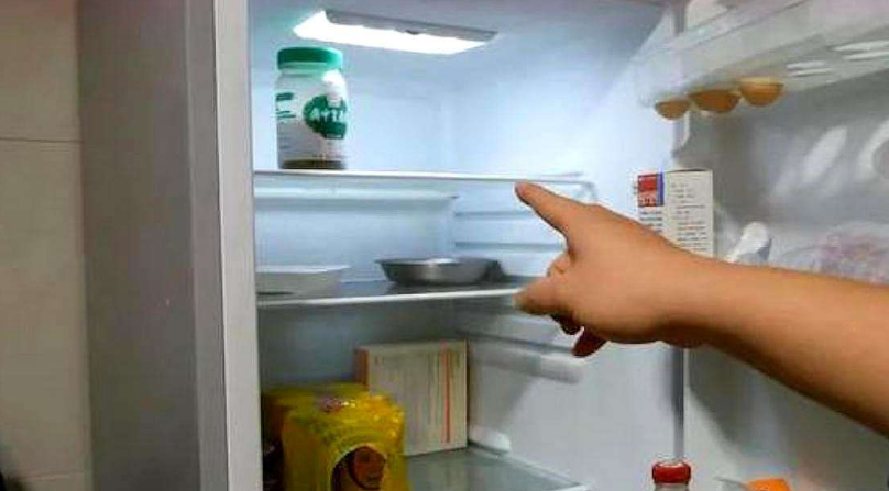 冰箱上面结冰